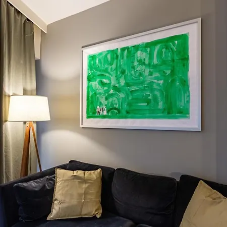Splendid Flat With Excellent Location In Beyoglu اسطنبول